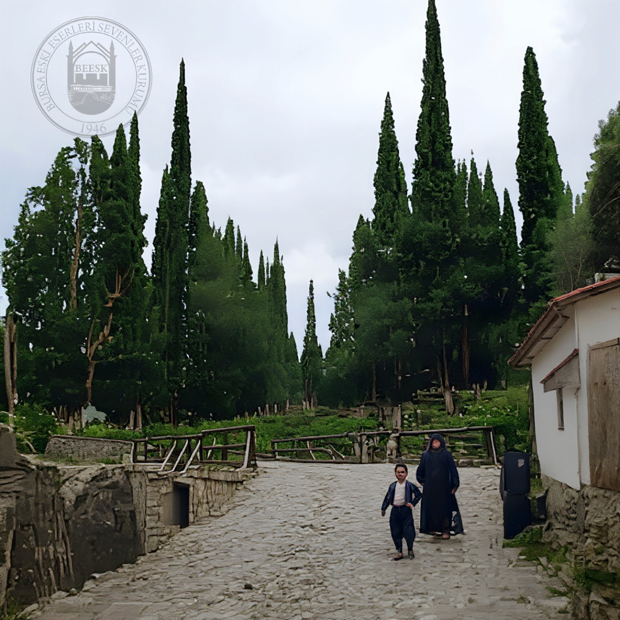 Eylül 1906 - Bursa'da bir köprü ve sokak